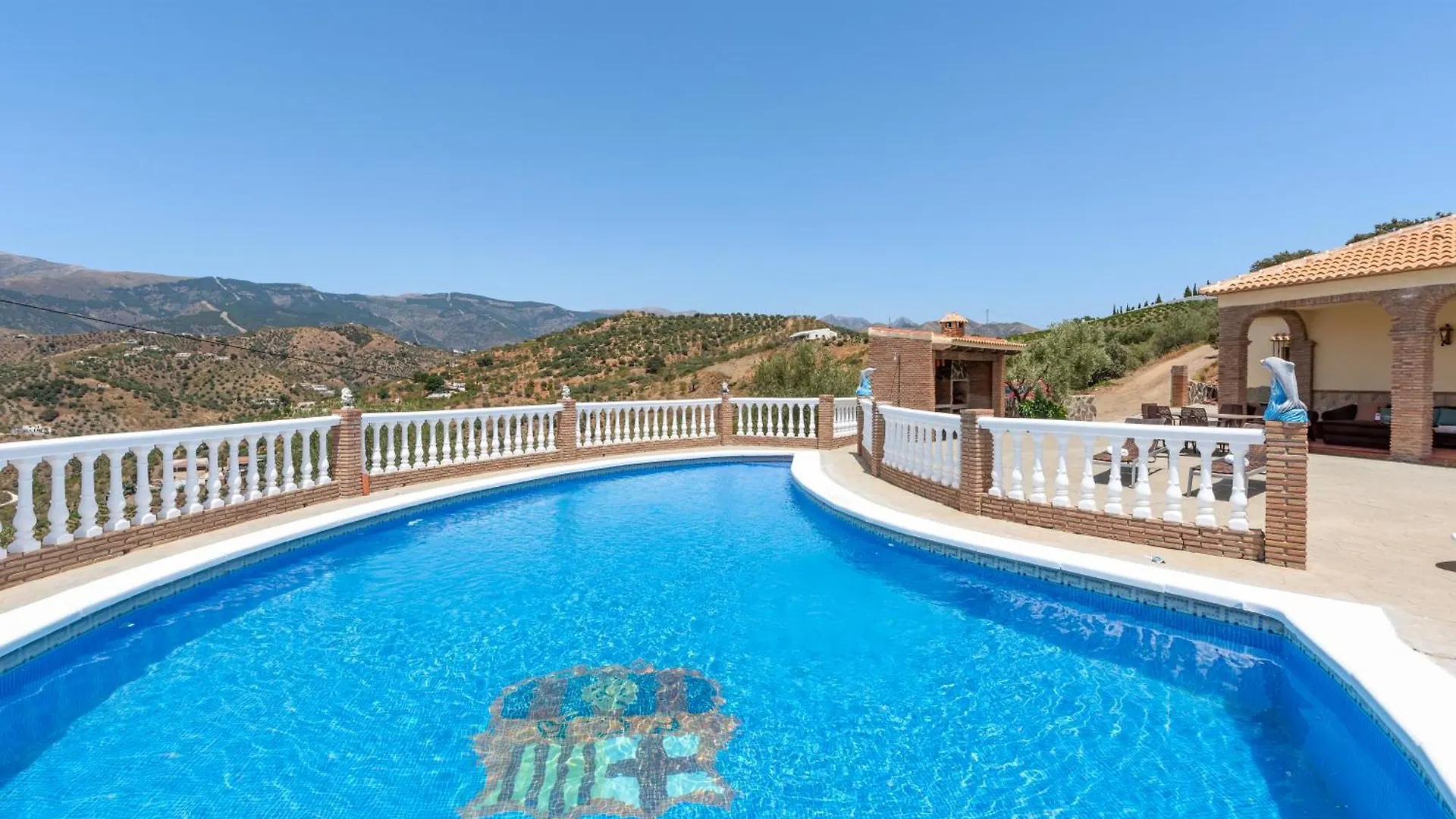 Prázdninový dům Acogedora Villa Con Piscina, Barbacoa, Chimenea Y Vistas A La Sierra Sayalonga Španělsko