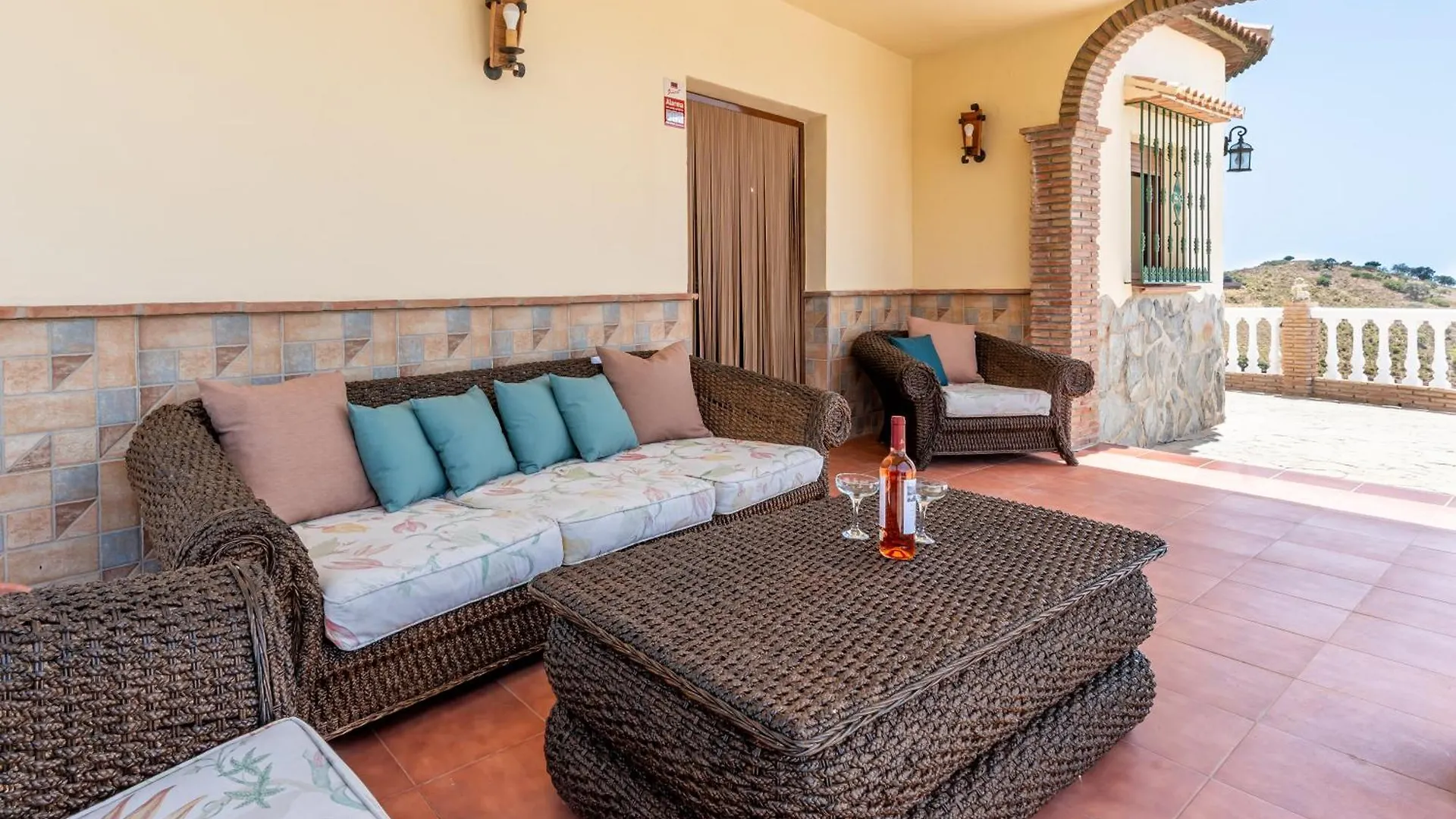 Acogedora Villa Con Piscina, Barbacoa, Chimenea Y Vistas A La Sierra Sayalonga 別荘